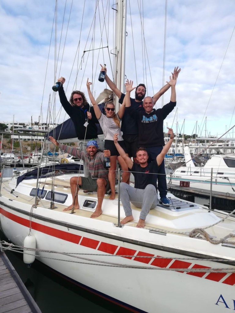 C269F4F4-EE9C-4E64-95BE-007BDE74F29C